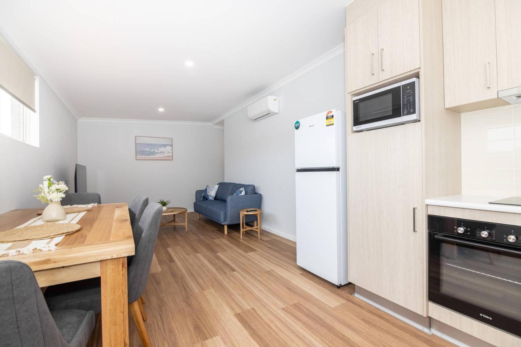 Jurien Bay Motel Apartments Exterior photo
